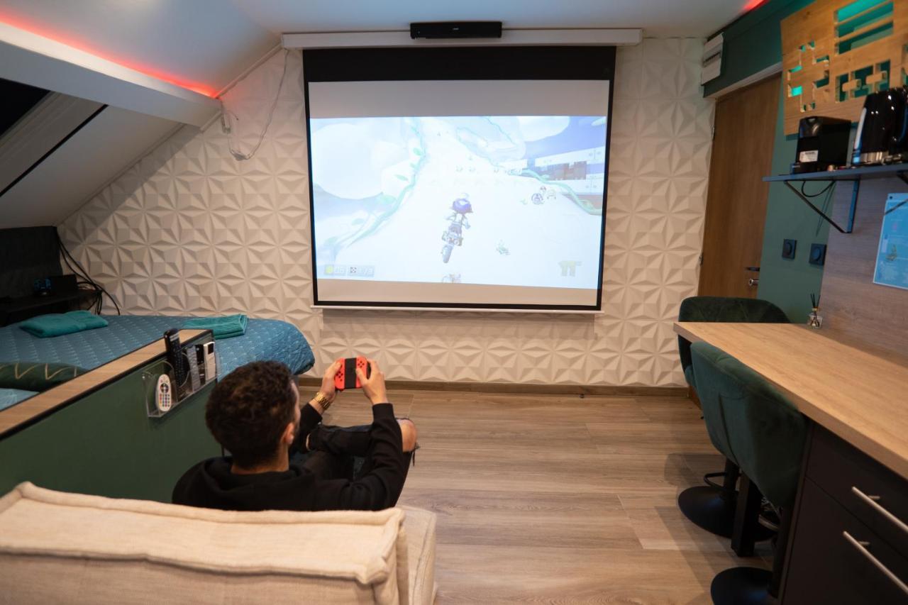 Capsule Color Deluxe Balneo I Ecran Home Cinema I Console De Jeux Trith-Saint-Leger Exterior photo